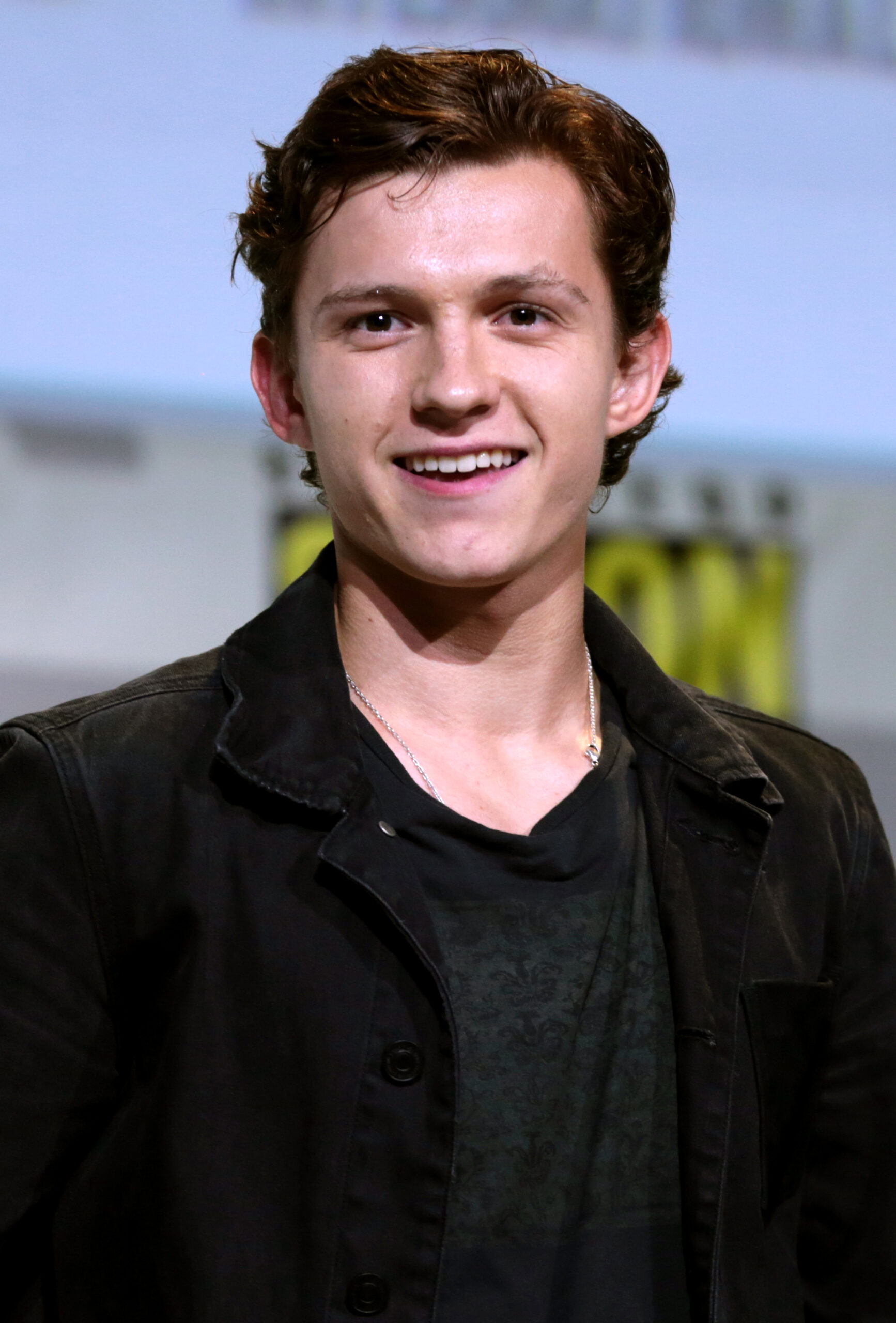 Tom Holland elogia roteiro de A Odisseia de Christopher Nolan