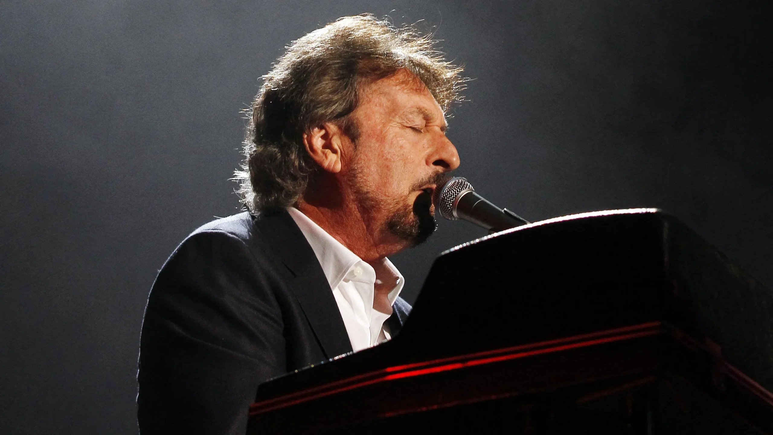 Rick Davies, fundador do Supertramp, morre aos 81 anos