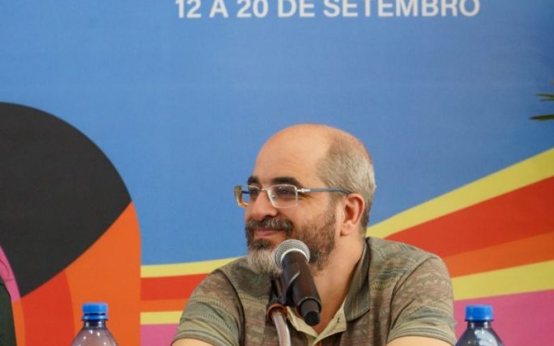 Diretor do Festival de Brasília defende cinema como espaço coletivo
