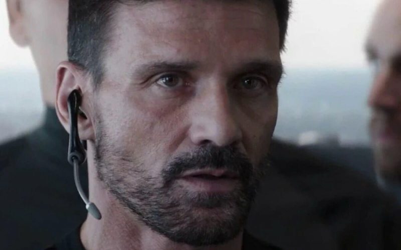 Frank Grillo compara DC e Marvel e elogia estúdio de James Gunn